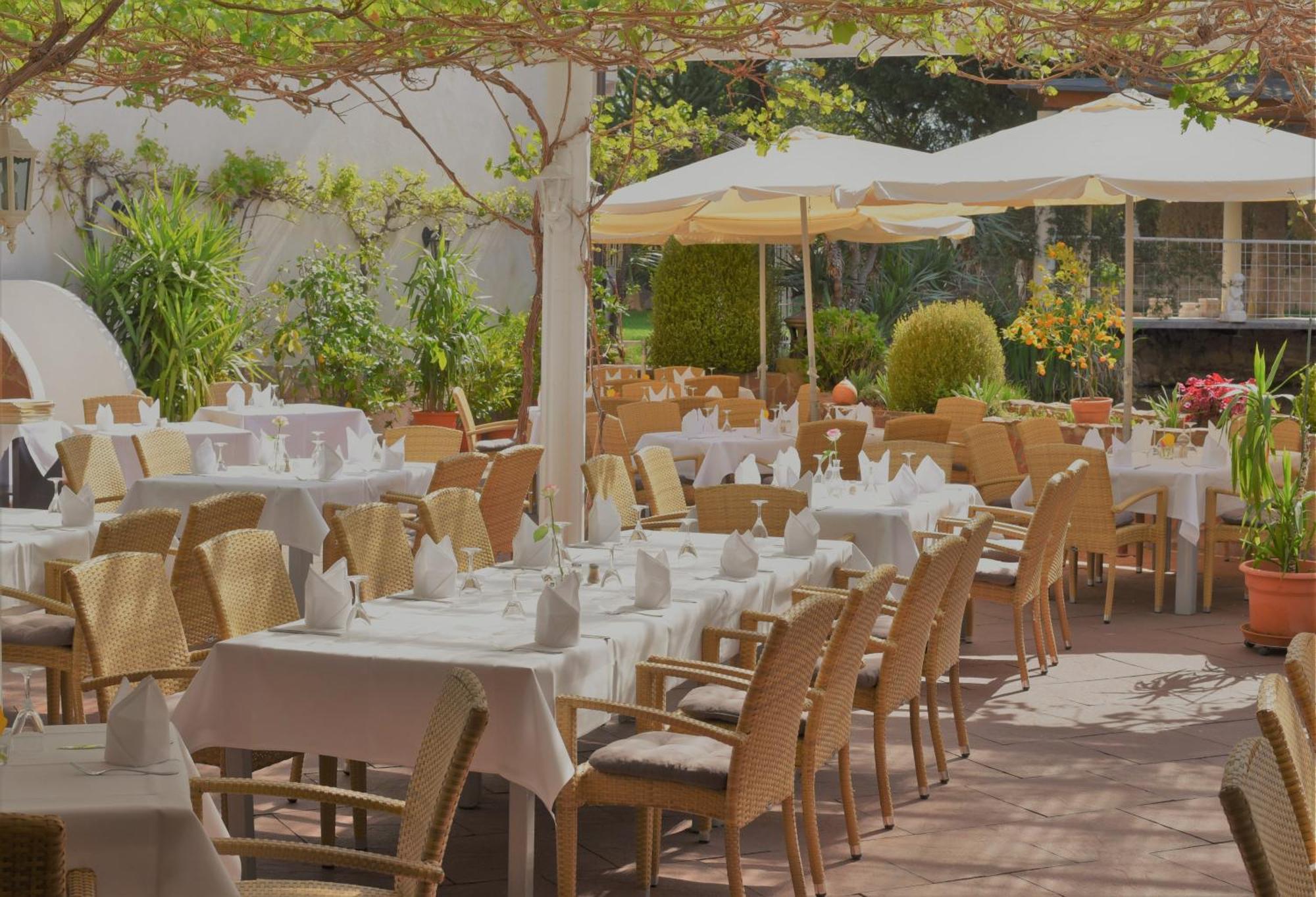 Winzergarten Hotel-Restaurant Grosskarlbach Zewnętrze zdjęcie
